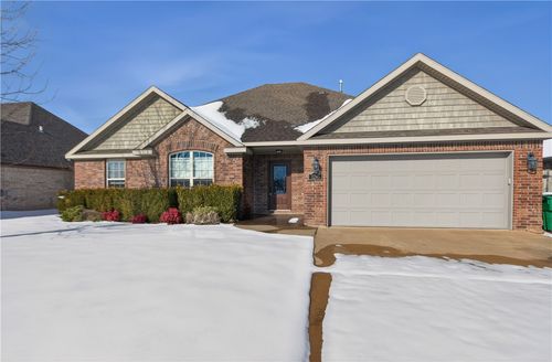 1241 Kensington Dr, Centerton, AR, 72719-9772 | Card Image