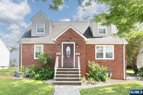 99 7th St, Clifton, NJ, 07011-3158 | Card Image
