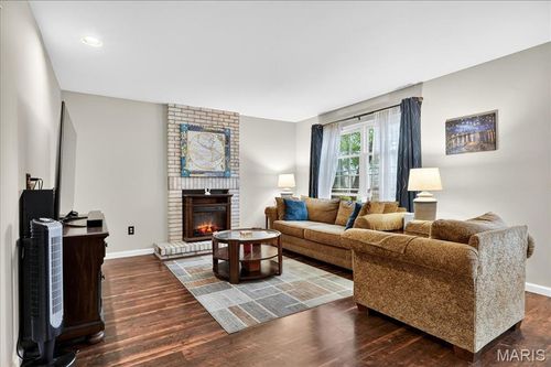 b-189 Harvest Moon Ct, Saint Peters, MO, 63304-2813 | Card Image