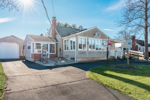 3 Rosewood Lane, Cromwell, CT, 06416 | Card Image