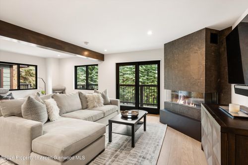7-650 S Monarch St, Aspen, CO, 81611-3802 | Card Image