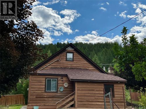 555 Everette Ave, Greenwood, BC, V0H1H5 | Card Image