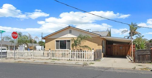 150 N Veach Ave, Manteca, CA, 95337-4418 | Card Image