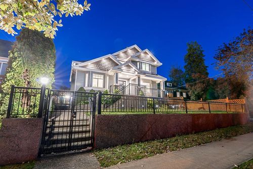 1931 Eighth Ave, New Westminster, BC, V3M2T2 | Card Image