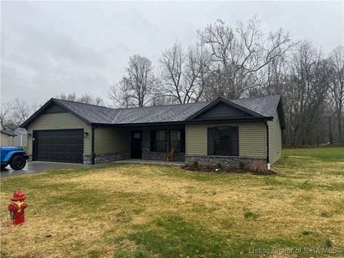 103 Poplar St, Vevay, IN, 47043-8826 | Card Image