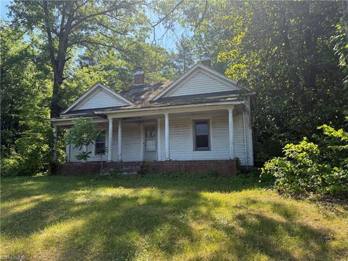 607 Kirby Rd, King, NC, 27021-9496 | Card Image