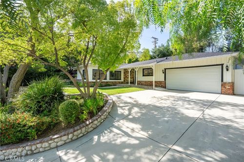 23555 Neargate Dr, Newhall, CA, 91321-3446 | Card Image