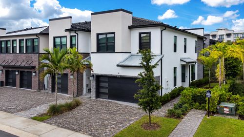 8358 Nw 7th Pl, Plantation, FL, 33324-1225 | Card Image