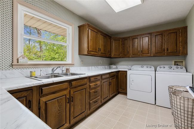 800 Yankee Way Sw, Home with 4 bedrooms, 4 bathrooms and null parking in Corydon IN | Image 51
