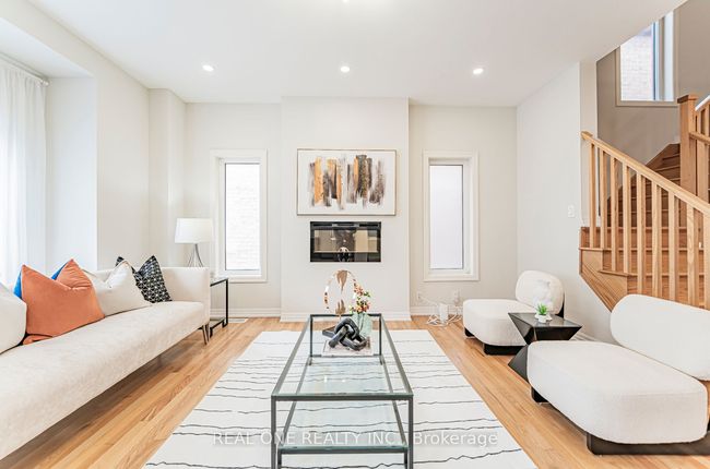 71 Tango Cres, House other with 4 bedrooms, 4 bathrooms and 2 parking in Newmarket ON | Image 25