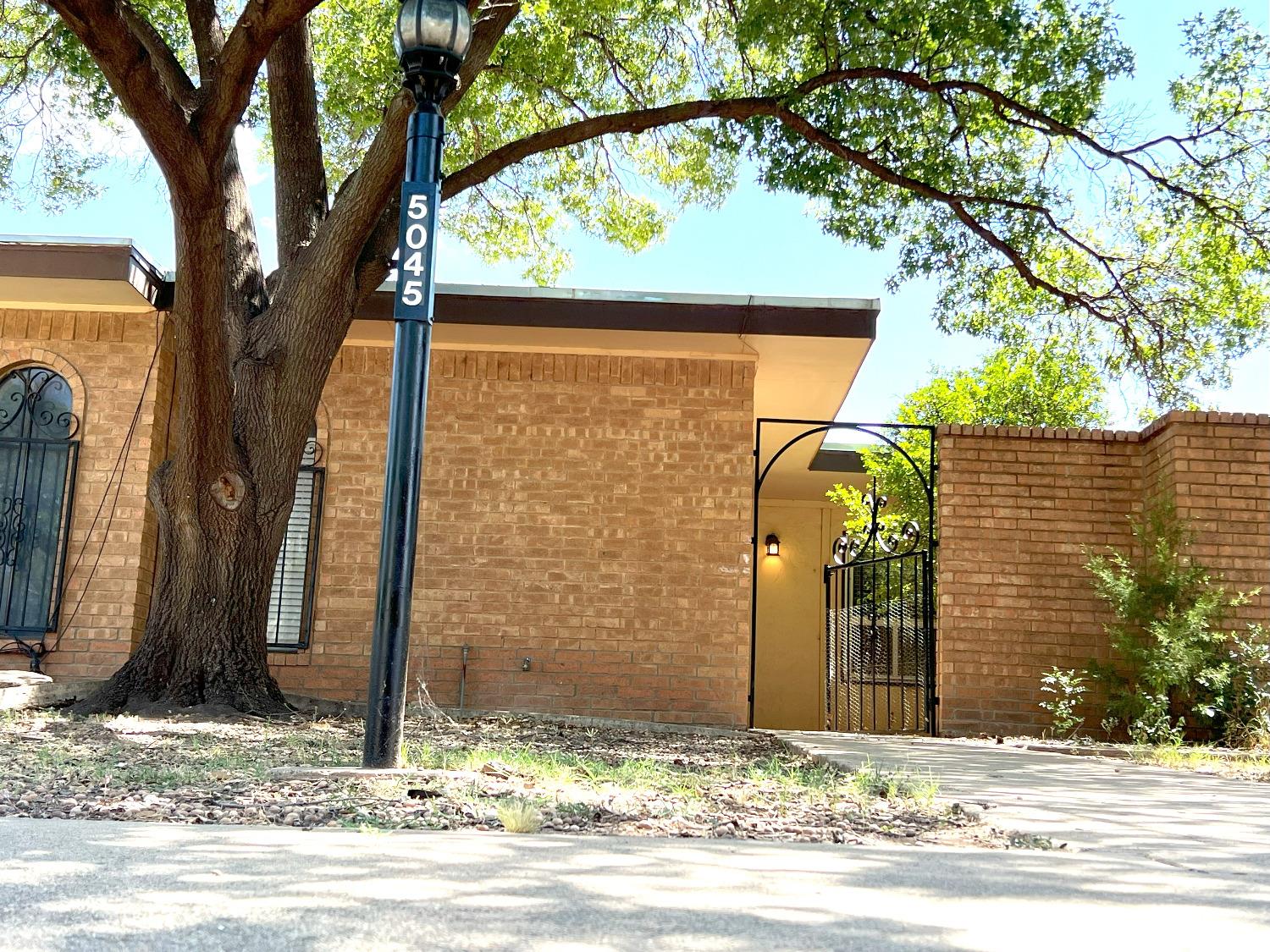 27th St, Lubbock, TX 79407