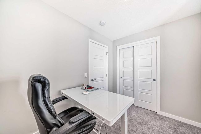 247 Redstone Boulevard Ne, Home with 3 bedrooms, 2 bathrooms and 3 parking in Calgary AB | Image 22