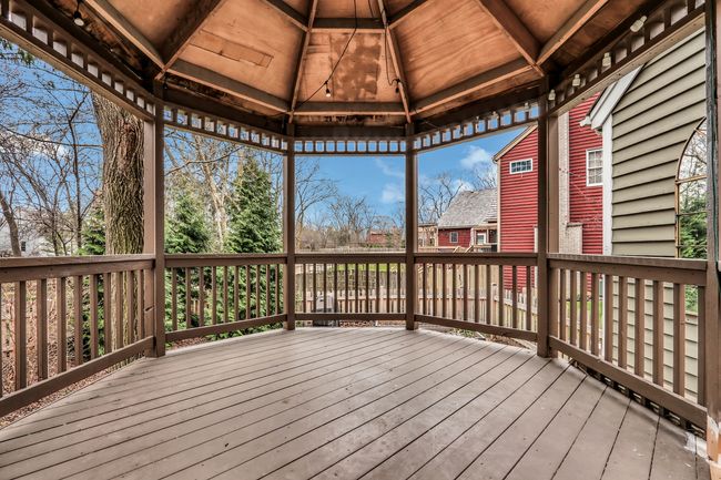 4461 Longmeadow Dr, House other with 4 bedrooms, 4 bathrooms and 3 parking in Gurnee IL | Image 5