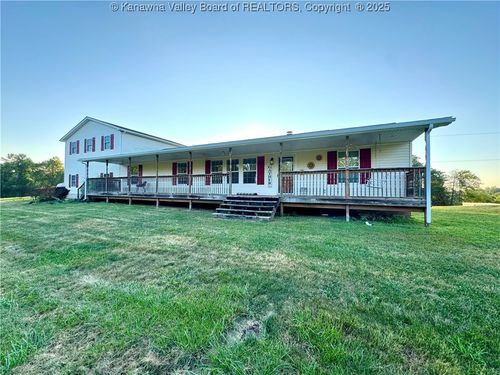 507 Gritt Rd, Buffalo, WV, 25033-7427 | Card Image