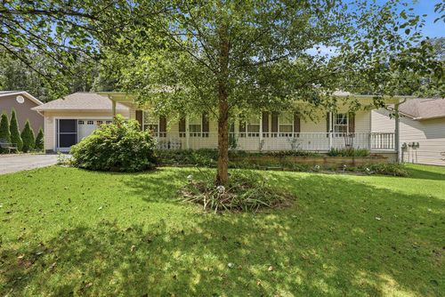 2018 Keno Dr, Crossville, TN, 38572-3449 | Card Image