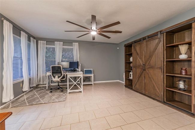 2309 Salisbury Ln, House other with 4 bedrooms, 2 bathrooms and 2 parking in Alvin TX | Image 14