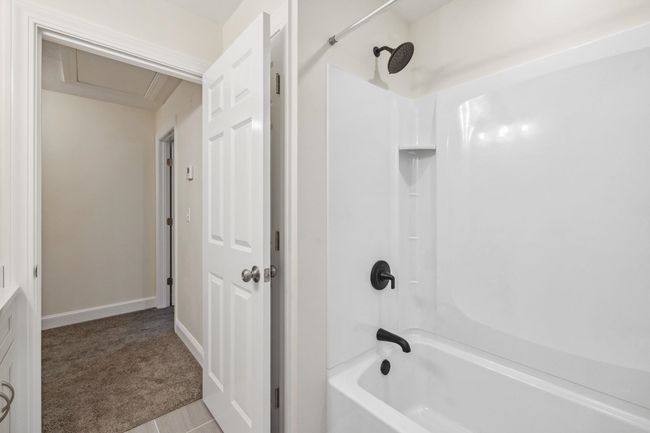A - 46 Ledge Rd, Condo with 3 bedrooms, 3 bathrooms and null parking in Pelham NH | Image 32