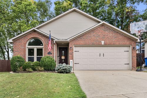 2988 Masters View Rd, Lexington, KY, 40511-8780 | Card Image