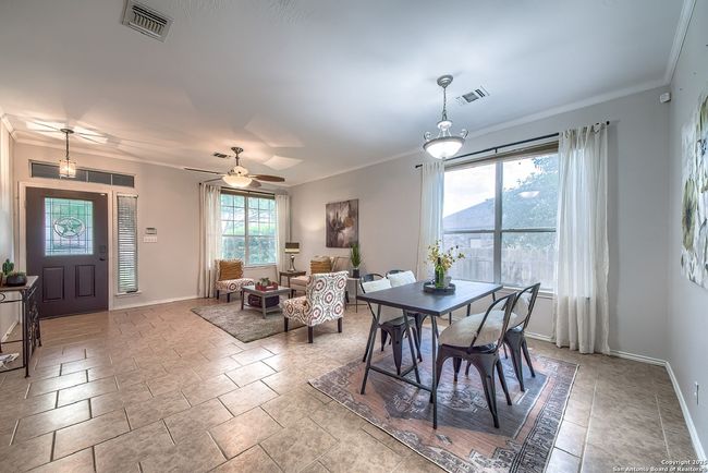 112 Springtree Bnd, House other with 4 bedrooms, 3 bathrooms and null parking in Cibolo TX | Image 5