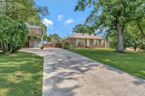 1176 Corum Hill Rd, Castalian Springs, TN, 37031-4636 | Card Image