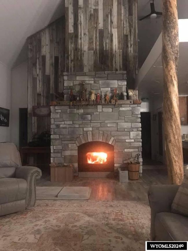 1467 Moose Hollow Rd, Home with 3 bedrooms, 3 bathrooms and null parking in Robertson WY | Image 23