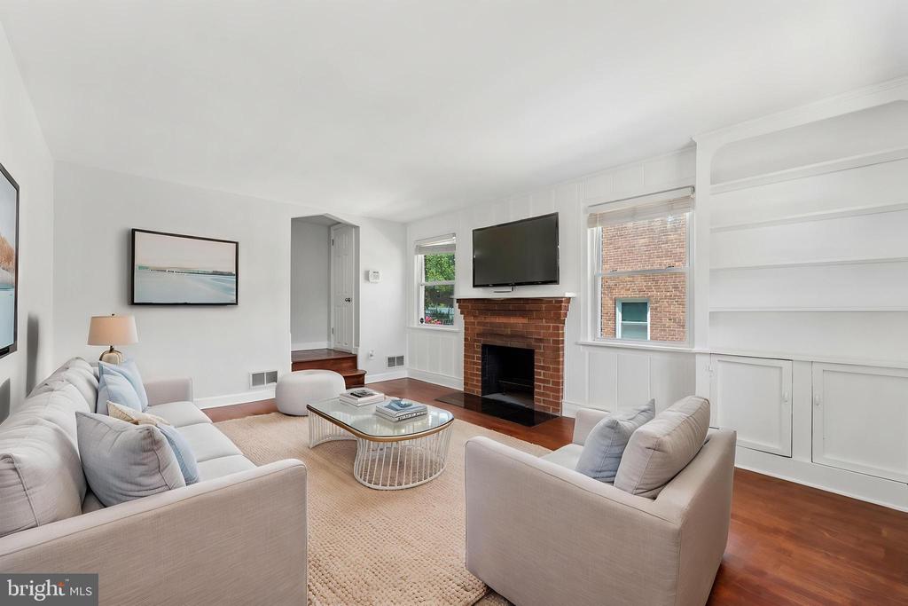 Residential in HYATTSVILLE 2