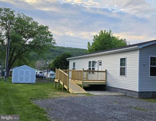30 S Skyline Dr, RIDGELEY, WV, 26753-8700 | Card Image