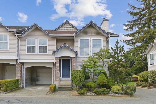 22 - 8716 Walnut Grove Drive, Townhouse with 3 bedrooms, 3 bathrooms and 2 parking in Langley BC | Image 1