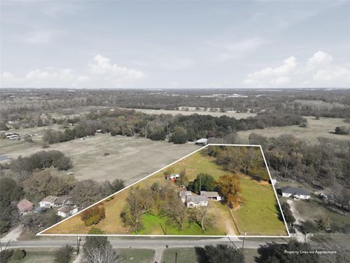 2816 Old Marlin Rd, Waco, TX, 76705-3751 | Card Image