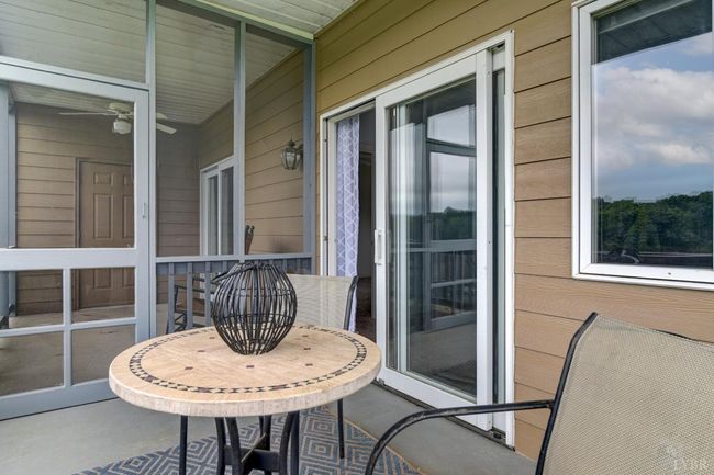 UNIT-5 - 1103 Mariners Way, Condo with 2 bedrooms, 2 bathrooms and null parking in Huddleston VA | Image 20