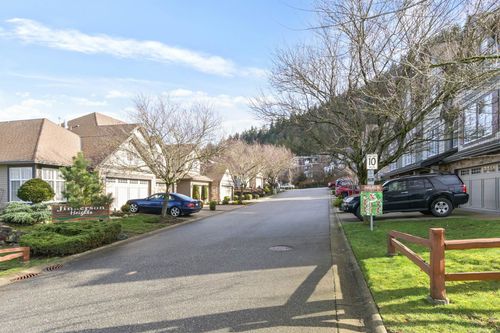 6-5900 Jinkerson Rd, Chilliwack, BC, V2R0B2 | Card Image