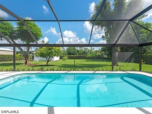 5520 Cynthia Ln, Naples, FL, 34112-5454 | Card Image