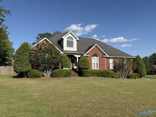 107 Blueberry Dr, Madison, AL, 35757-8328 | Card Image