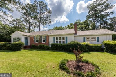 1300 Hill Street, House other with 3 bedrooms, 2 bathrooms and 2 parking in Waycross GA | Image 3