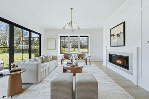 15 Sparta Rd, Short Hills, NJ, 07078-1364 | Card Image