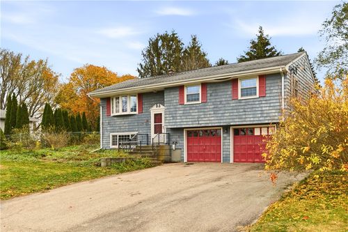 44 Buckwheat Ave, Portsmouth, RI, 02871-1102 | Card Image