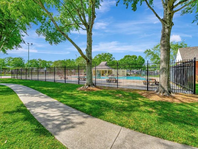 403 Elder Vista Dr, House other with 3 bedrooms, 2 bathrooms and 2 parking in Webster TX | Image 45
