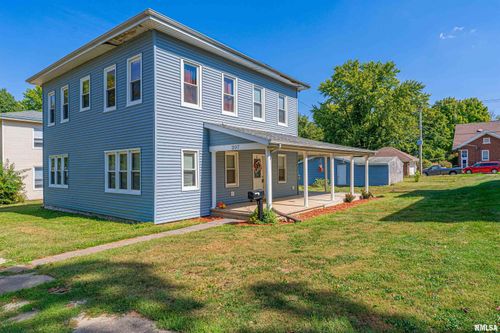 207 N Lafayette St, Mount Pulaski, IL, 62548-1231 | Card Image