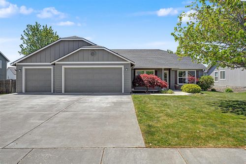 5929 Bluewood St, West Richland, WA, 99353-4906 | Card Image