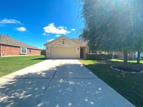 285 Amber Ash Dr, Kyle, TX, 78640-5743 | Card Image