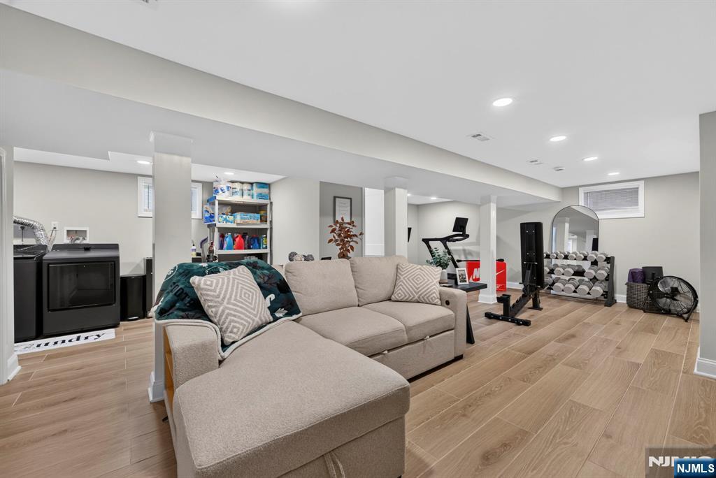 Residential in North Arlington 4
