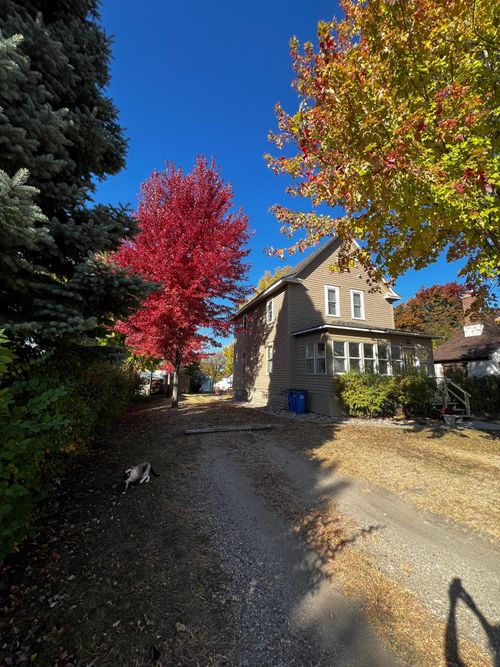 821 3rd Ave, Madison, MN, 56256-1013 | Card Image