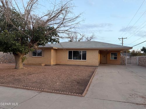 8104 Dempsey Ave, El Paso, TX, 79925-3815 | Card Image