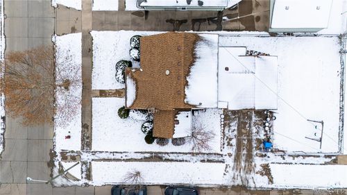 20602 Powers Ave, Dearborn Heights, MI, 48125-2934 | Card Image