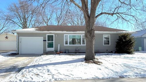 1225 N Hampshire Pl, Mason City, IA, 50401-1340 | Card Image