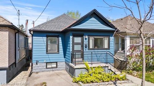 33 Huxley Ave N, Hamilton, ON, L8H4P1 | Card Image