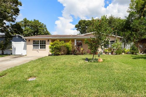 8915 59th Way N, Pinellas Park, FL, 33782-4938 | Card Image