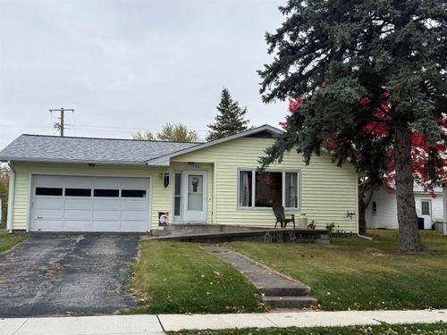 134 E Washington St, Upland, IN, 46989 | Card Image