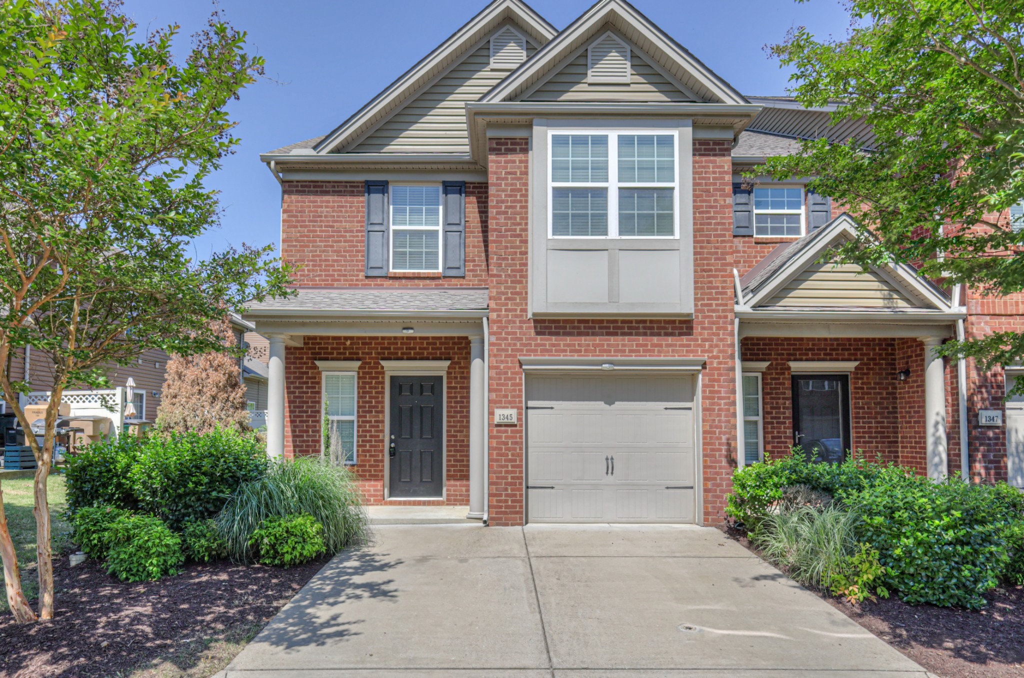 Crown Point Pl, Nashville, TN 37211