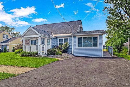 1220 Greenview Dr, Utica, NY, 13501-4112 | Card Image
